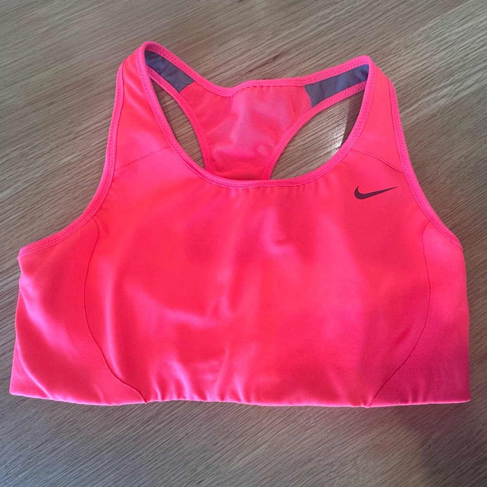 Nike Women’s Dri-Fit Sports Bra